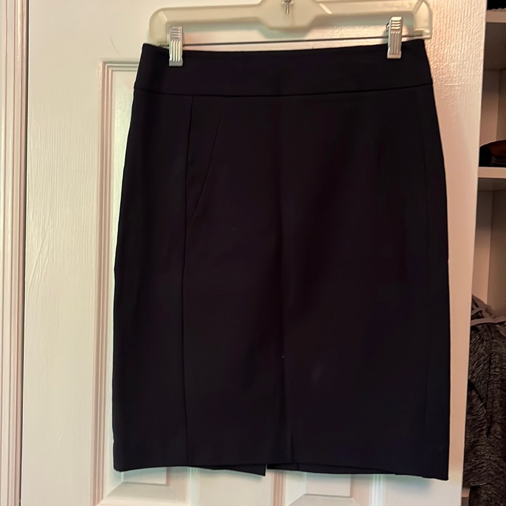Ann Taylor 4p pencil skirt